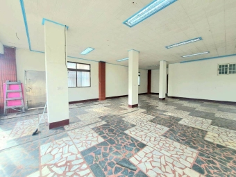 住宅區/三角窗大空間稀有店面（第6張）