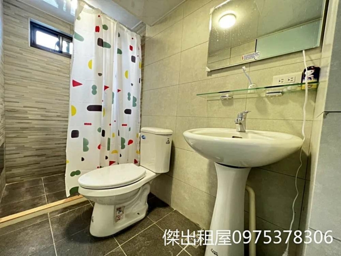 傑出租屋/稀有電梯樓中樓,一層三戶,陽台獨洗,可寵! - Image 5