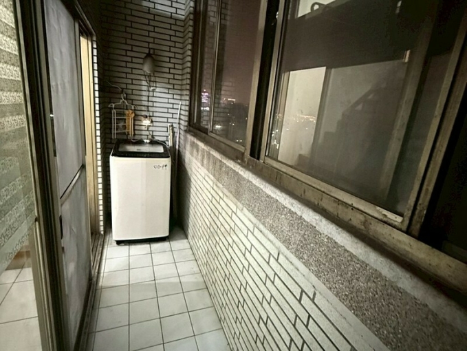 兆基社會住宅🏠⛳️汐止麥當勞夜市旁~稀有電梯乾淨大套房⛳️（第12張）