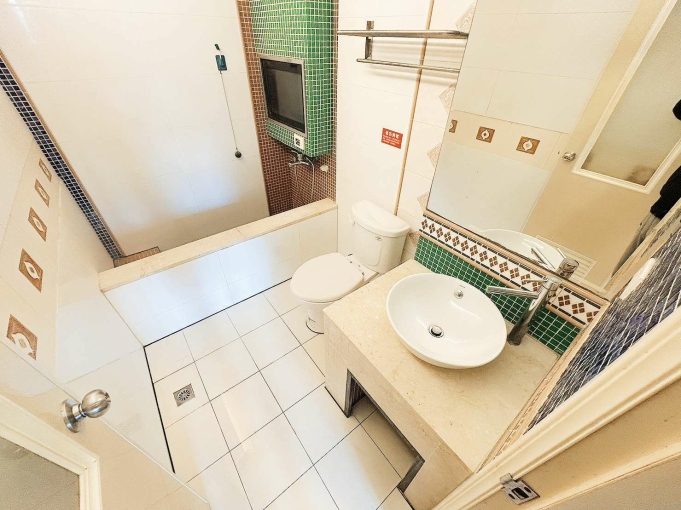 🧡請加賴🧡電梯美屋🧡租屋補助🧡陽台獨洗🧡浴缸🧡飯店裝潢🧡秒殺物件🧡（第13張）