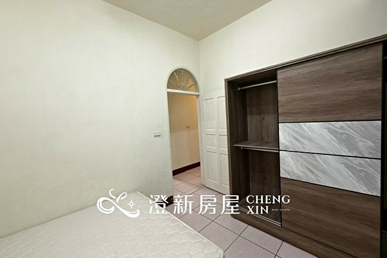 電梯三房含管含車超低租金/屋內設備齊全/生活機能佳/交通便利(第11張)