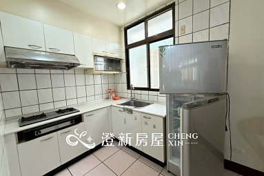 電梯三房含管含車超低租金/屋內設備齊全/生活機能佳/交通便利（第5張）