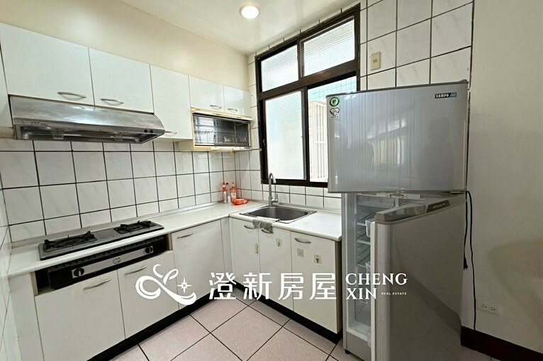 電梯三房含管含車超低租金/屋內設備齊全/生活機能佳/交通便利(第5張)
