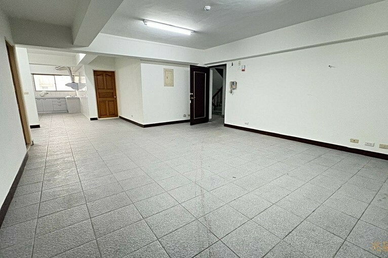 兆基社會住宅🏠臨路電梯廈可雙租補4800元（第1張）