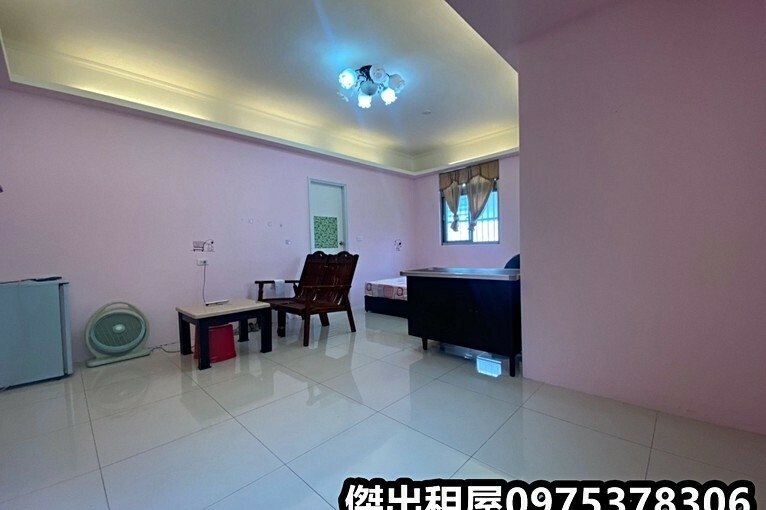 傑出租屋/桃園夜市,大坪數優質套房!!（第2張）
