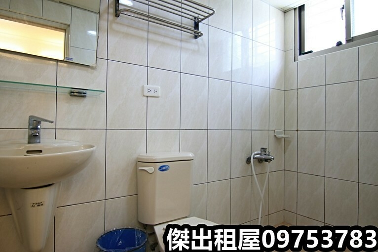 傑出租屋/桃園夜市,大坪數優質套房!!（第5張）