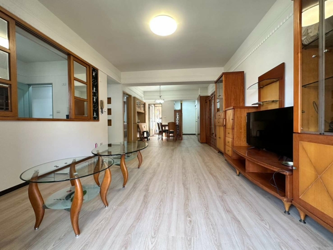 北區電梯大4房~室內32坪~附傢俱家電~有車位+機車位（第3張）