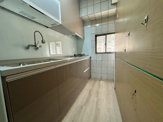 北區電梯大4房~室內32坪~附傢俱家電~有車位+機車位（第5張）