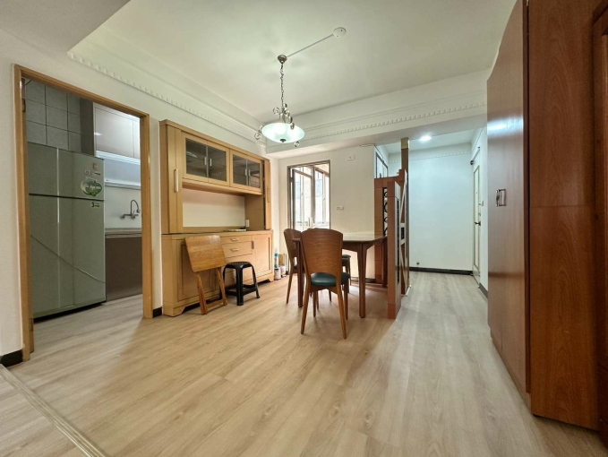 北區電梯大4房~室內32坪~附傢俱家電~有車位+機車位（第7張）