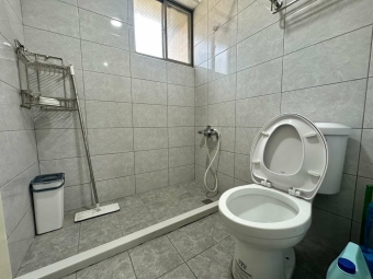 北區電梯大4房~室內32坪~附傢俱家電~有車位+機車位（第11張）