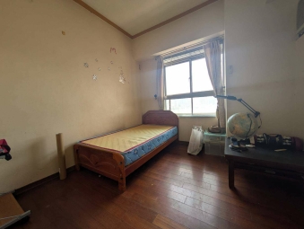 ✨免仲介費，可寵✨中華國小 大4房2廳2衛，整理中，可約看✨（第1張）