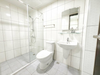 機車位走路崇德萬客火鍋可租房屋補助北屯過一個路口北區秒殺整棟新蓋全新未住採光超好小資族多間可選任你挑選間間陽台獨洗曬部分流理台電梯套房（第7張）