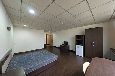 (可租補)勝利路平價寬敞套房*獅子王（第4張）