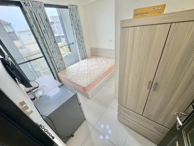 蓁心推薦💖勤益超秒殺✨可貓電梯套房✨陽台獨洗✨子母車（第1張）