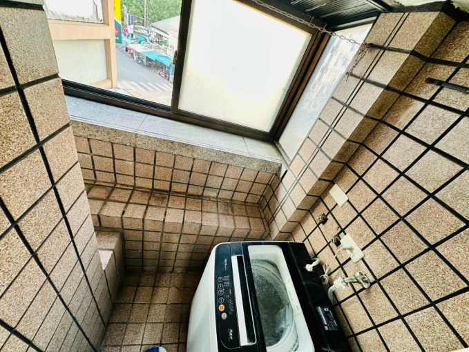 🌈免仲稀有西區套房✨可雙租補台水電✨近中教大、勤美草悟道、美術科博館 - Image 3