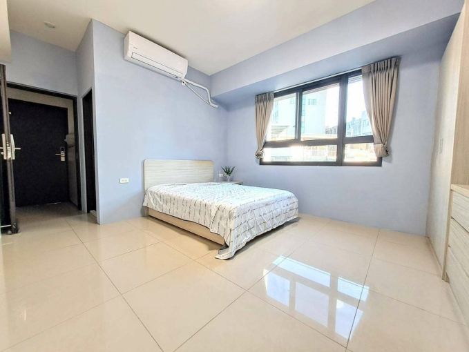 -設計款大空間☆近中友百貨中國醫☆陽台☆飲水機子母車(第2張)