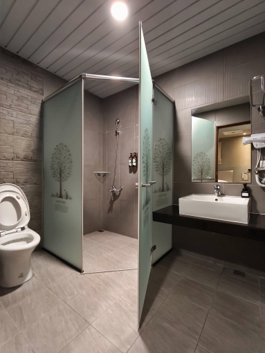 全包式旅館宅宅，包水電、可租補不只是租房，是租生活。（第2張）