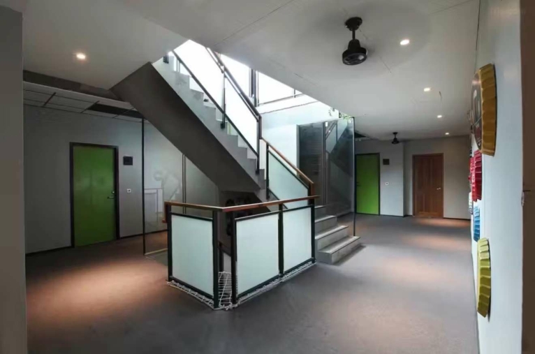 全包式旅館宅宅，包水電、可租補不只是租房，是租生活。（第9張）