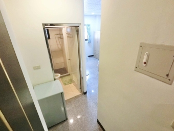 租補+採光佳*陽台獨洗曬*飲水機*子母車*機車位（第14張）