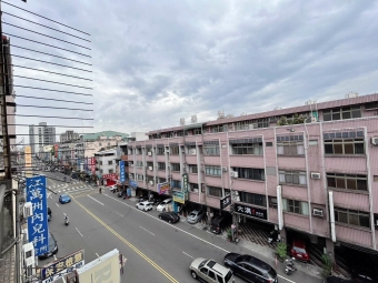 透天/邊間/明亮超大露臺/適合辦公/教室/工作室（第1張）