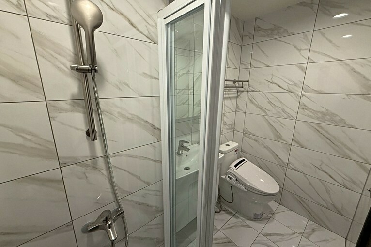 租屋找77過好年✿桃園夜市,全新未入住,社區電梯1房1廳~（第12張）