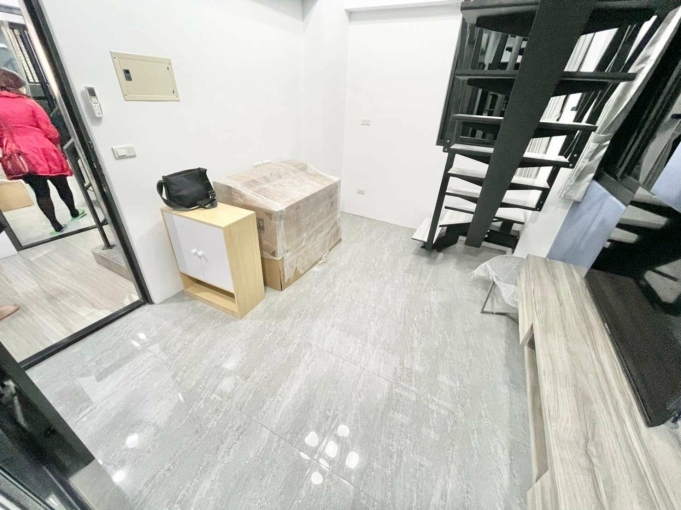 💕超美樓中樓✅可租補💎機車位✨全包子母車📍近一中（第6張）