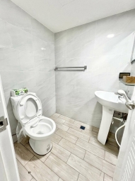 秒殺台水電💕可租補💕陽台獨洗💕管理員代收💕車位可問（第4張）