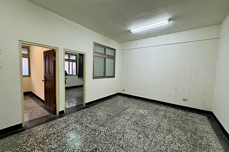 兆基社會住宅🏡友善屋源🧡國父紀念館站、可租補入籍免仲介費(第1張)