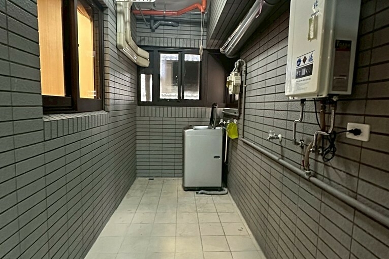 兆基社會住宅🏡潭子電梯美三房雙租補附平車(第8張)