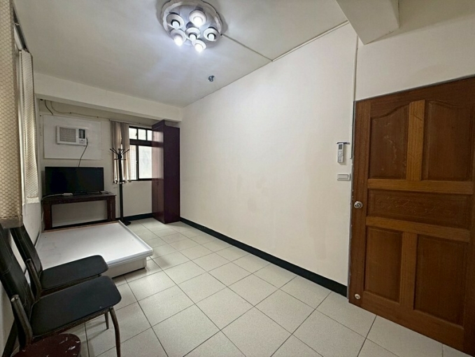 租屋找77✿龍安商圈,低樓層獨洗,可補助,床可換!（第3張）