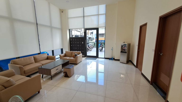 租補報稅**超新電梯套房*採光佳*屋況好到爆，每像住在飯店（第10張）