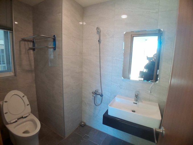 租補報稅**超新電梯套房*採光佳*屋況好到爆，每像住在飯店（第6張）