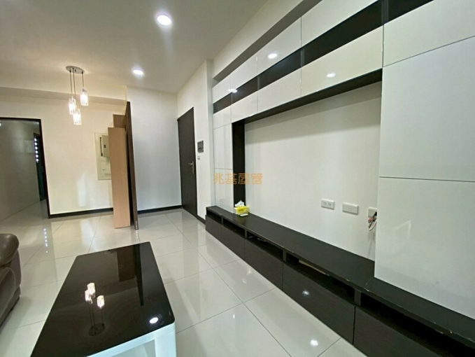 兆基社會住宅🏠八德逸極天地兩房全配含車位生活便利（第3張）