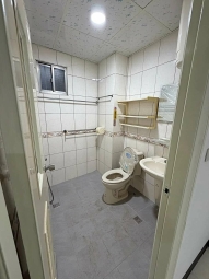 永寧捷運約2分鐘❤️工作室❤️馬路上❤️門口公車（第5張）