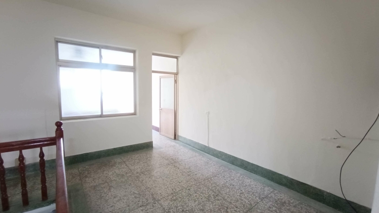 彰化市近交流道3樓透天店面（第8張）