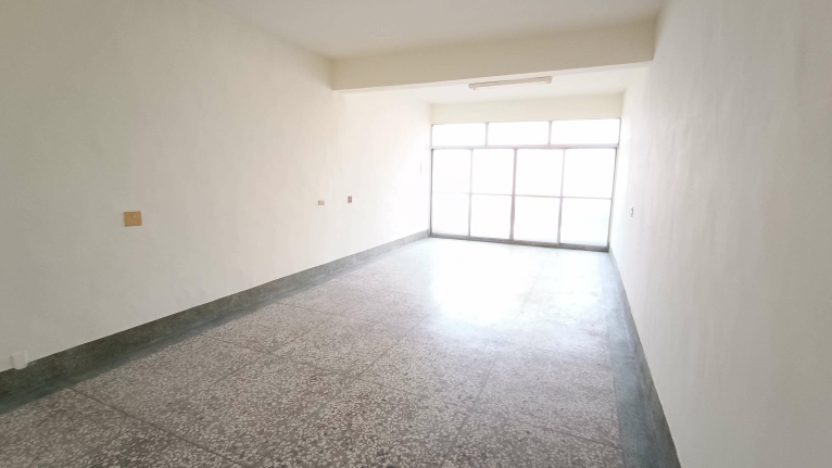 彰化市近交流道3樓透天店面（第4張）