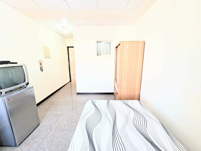 可租補☆電梯套房☆陽台曬衣☆機車好停 - Image 6