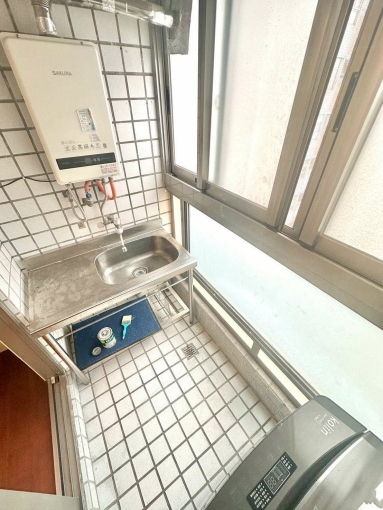 1房1廳 🏆可租補戶籍✨台水電✨陽台獨洗曬🌳電梯大樓(第9張)