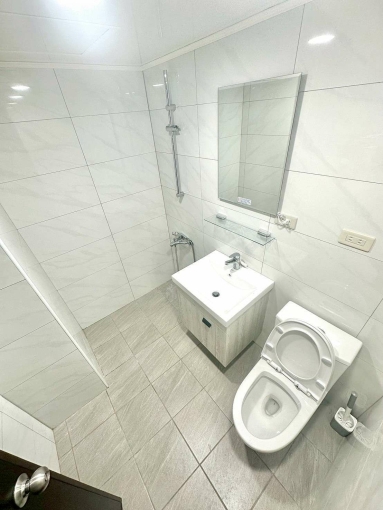 1房1廳 🏆可租補戶籍✨台水電✨陽台獨洗曬🌳電梯大樓(第4張)