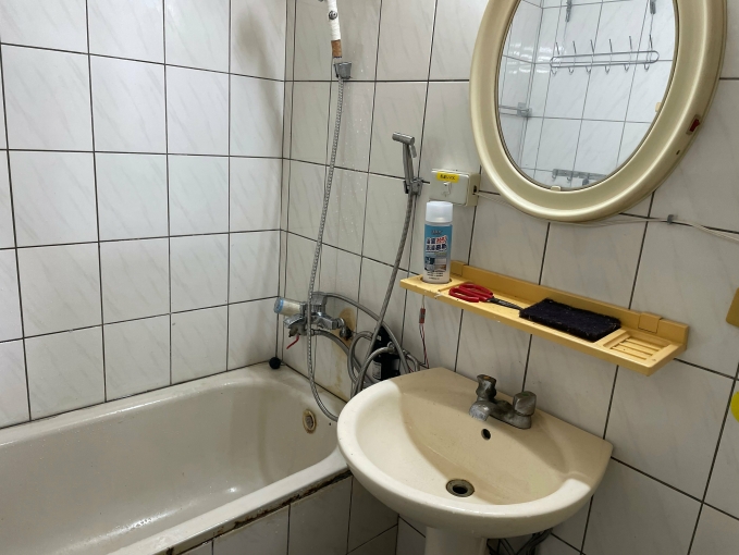 新莊新樹路超級城市旁5樓套房廉租（第3張）