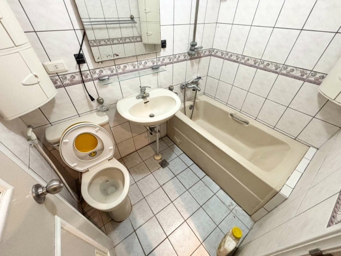 【長億城陽光區】南區三房🌈車位⭐可戶籍⭐可租補🌳 - Image 11