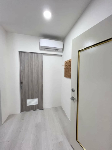 西屯X剛開租|與新光遠百一條路的距離|一層一戶X全新裝潢 - Image 7