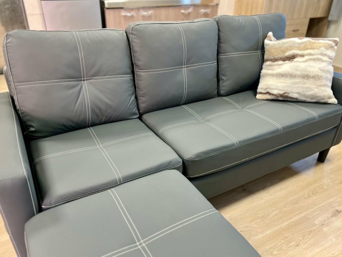 【全新裝潢B】新北產業園區站旁～大陽台、採光佳、生活便利（第8張）