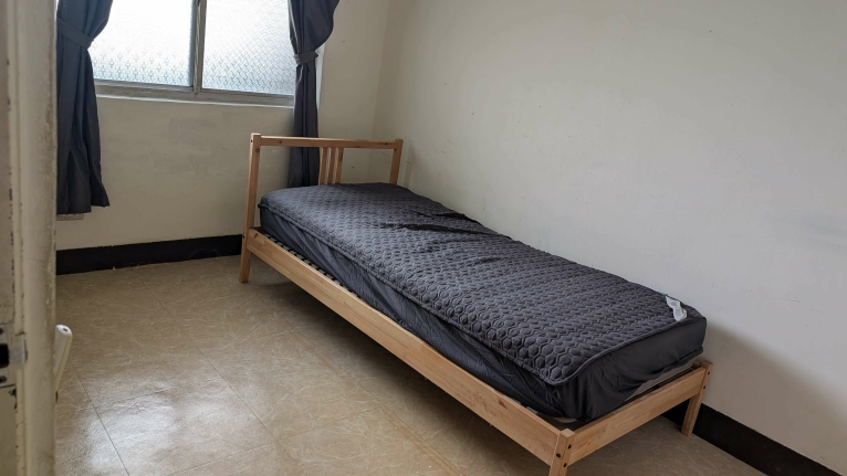 【文山區木新路｜3房2廳2衛｜全配家具｜前後陽台｜靜巷3樓】（第2張）