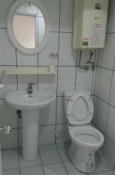 興大旁套房出租 - Image 6