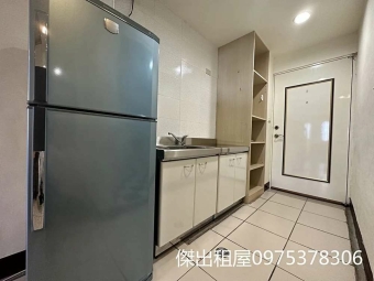 傑出租屋/年前換好房!站前社區電梯2房,可寵 - Image 10