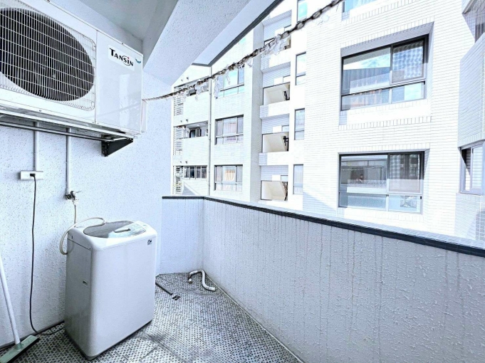 近中國醫🍀陽台獨洗🍀機車位🍀電梯🍀管理員🍀子母車（第11張）