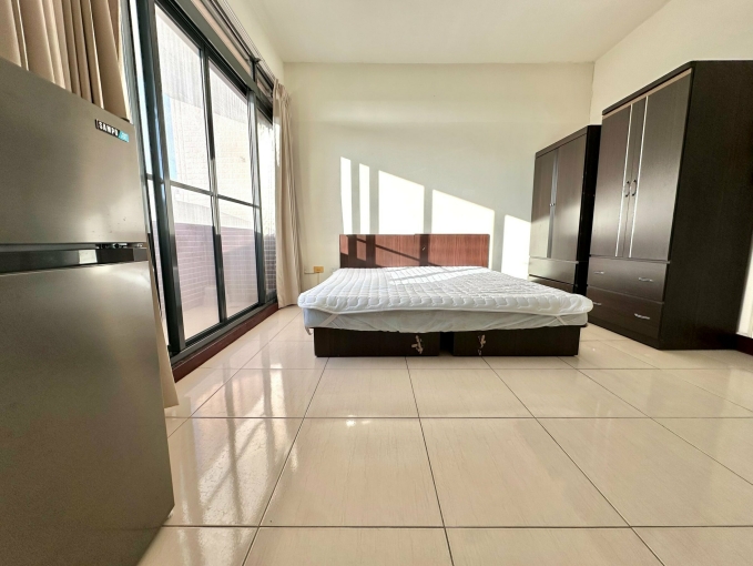 凱屋良緣✅可租補雙租補✨陽台獨洗曬🌼加大雙人床（第1張）