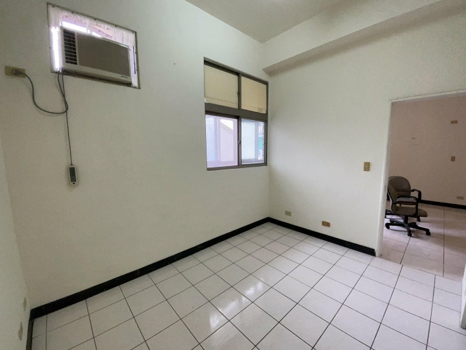 竹圍捷運 關渡大國一房一廳一陽台通風採光生活機能好（第4張）