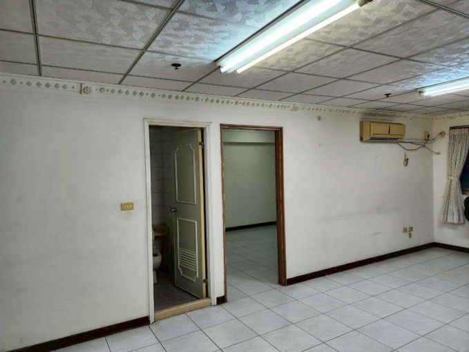 吉屋出租 生活功能特佳 交通方便 - Image 5